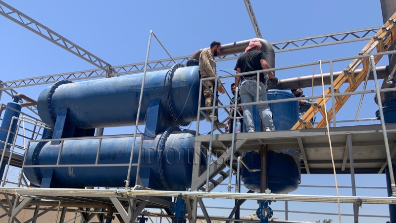 DY-15 plastic pyrolysis equipment installed in Jordan DY-15 plastic to fuel pyrolysis equipment in Jordan