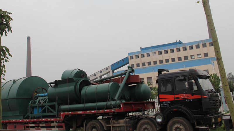 Waste tyre to oil pyrolysis plant