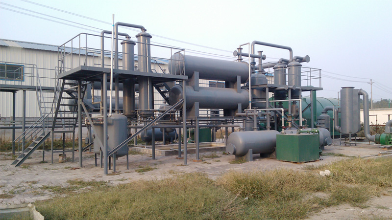 Tyre pyrolysis plant