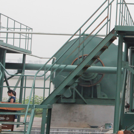 Tyre pyrolysis plant