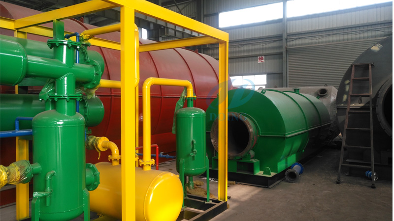 plastic pyrolysis machine 